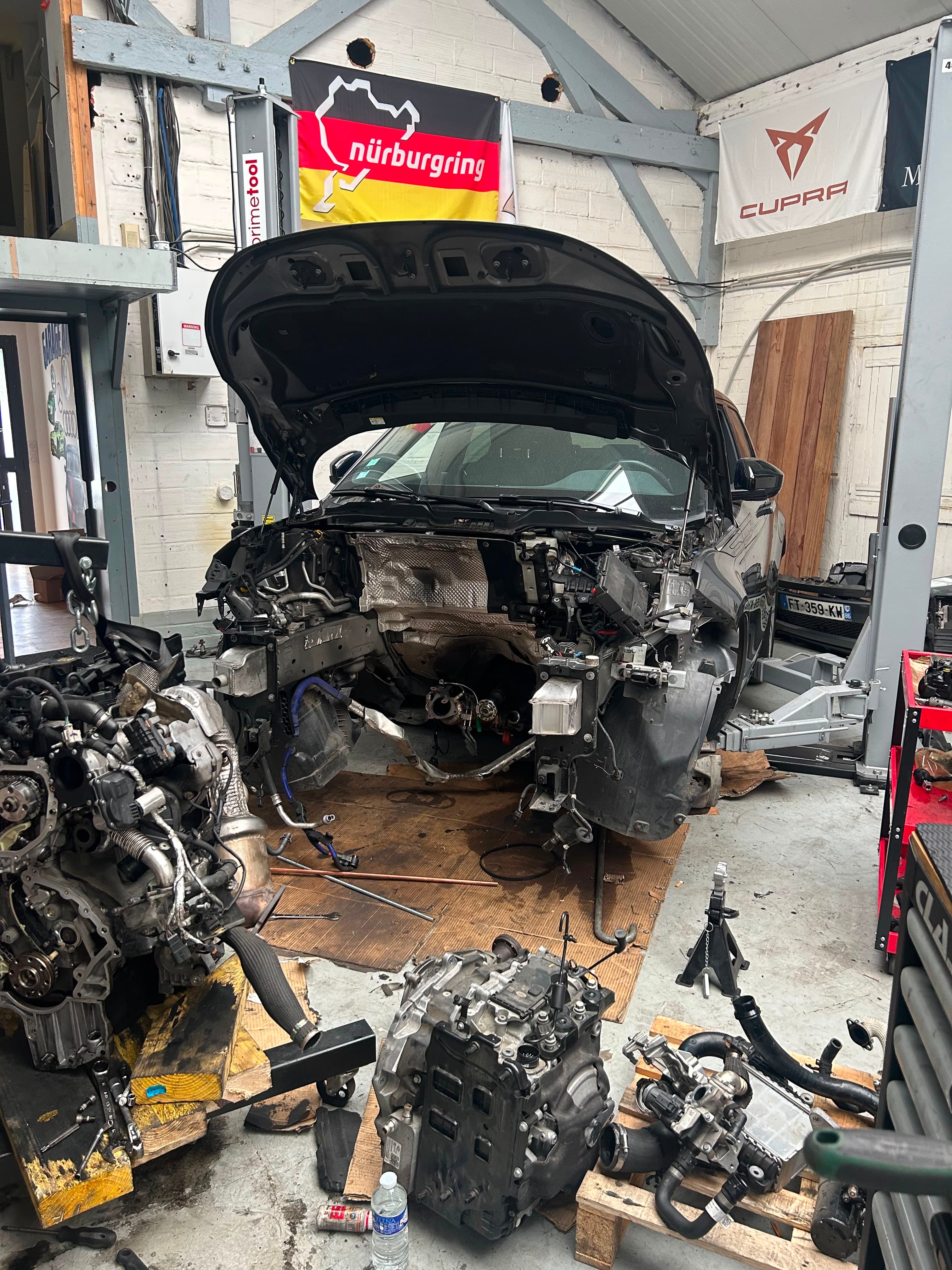 Audi - moteur et boite déposés